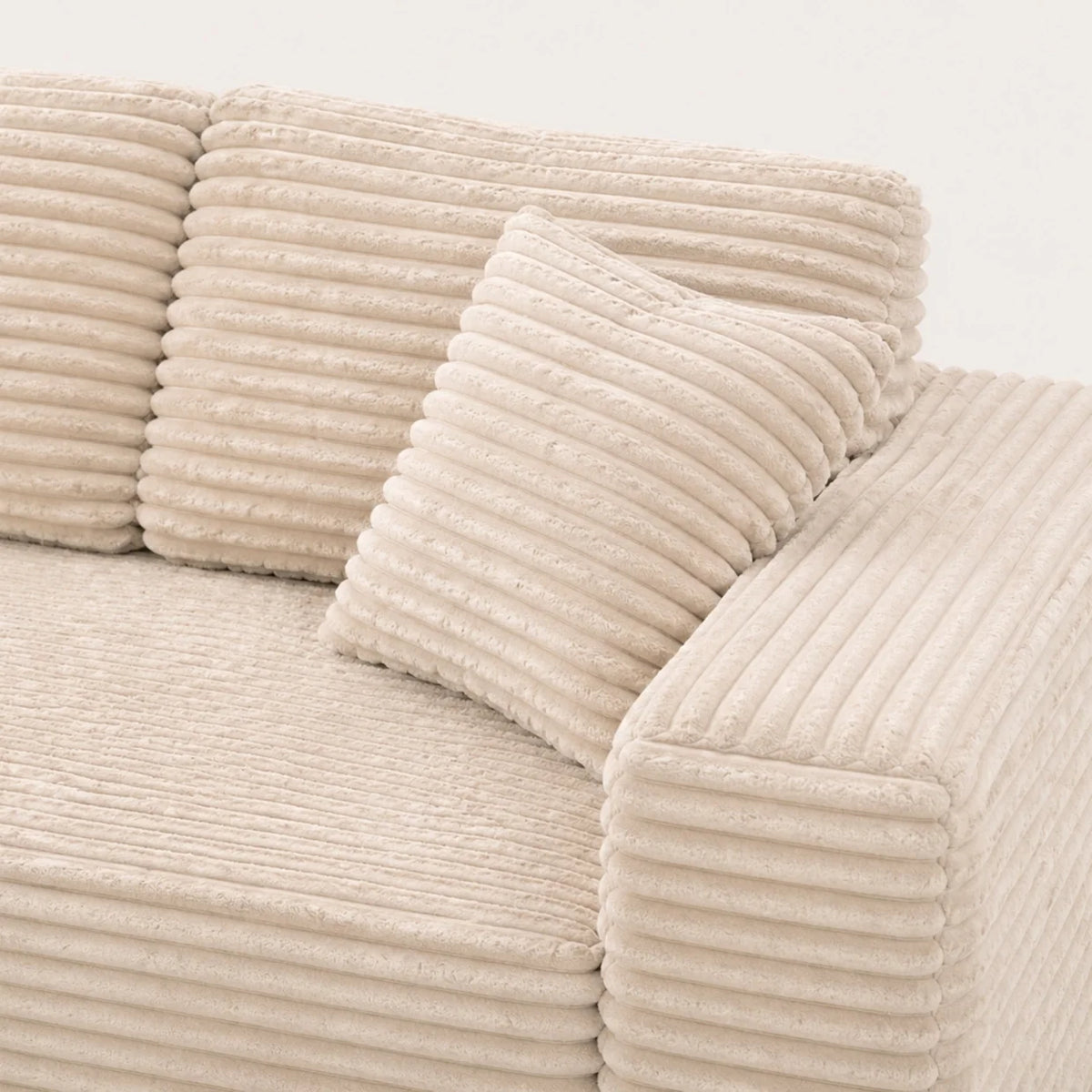 Détail du velours côtelé du Canapé Compressé Novera Beige Crème